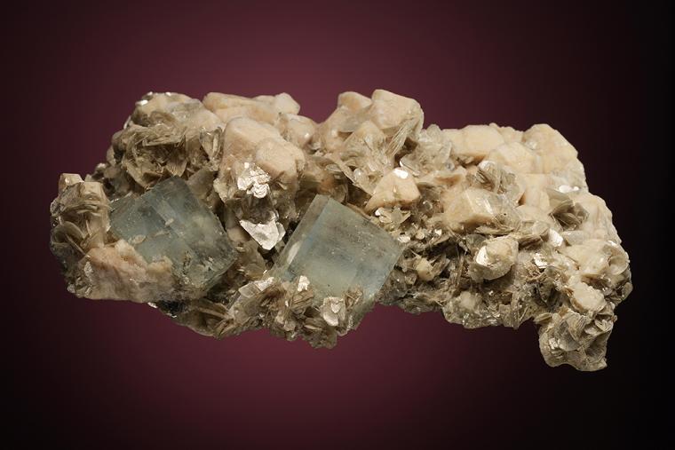 BERYL var. Aquamarine on ALBITE var. Pericline